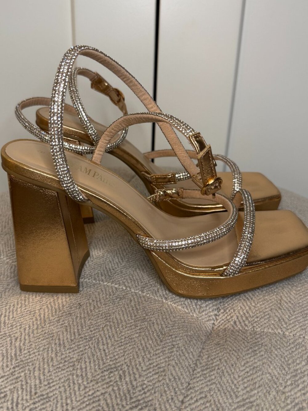 Dream Pairs Women's Champagne Rhinestone Block Heel Ankle Strap Open Toe Size 8